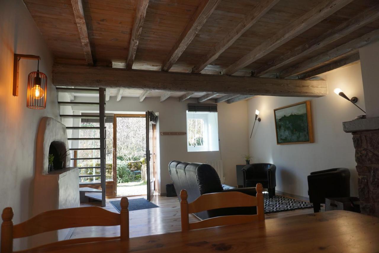 Les Hiboux Villa Castelnau-Durban Exteriör bild